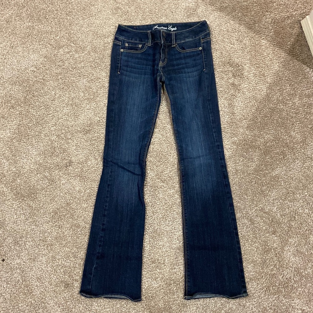 American Eagle Artist Crops